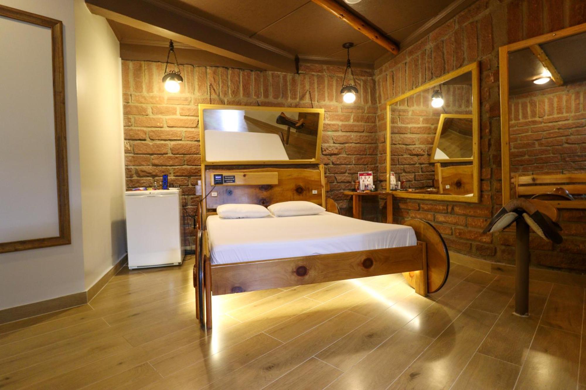 Casa De Pedra * Carázinho